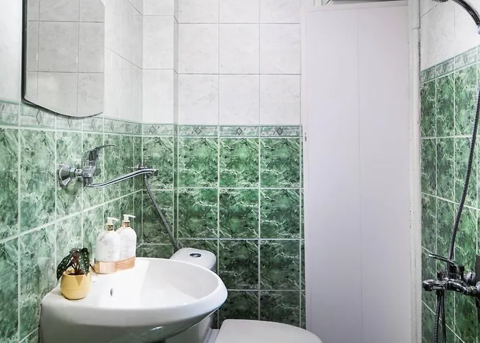 And Spacious * Sofia